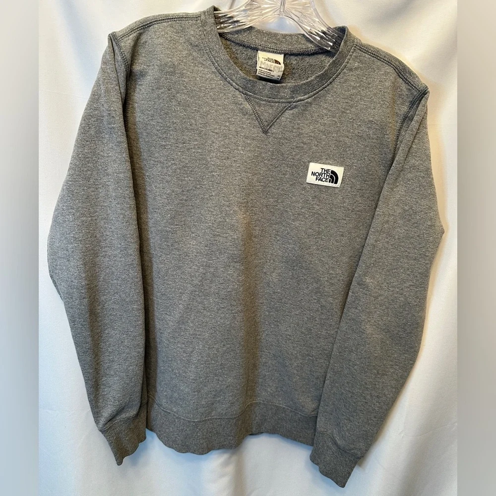 The North Face Men’s Size XS Heritage Patch Crew Sweatshirt Gray Pullover Fleece